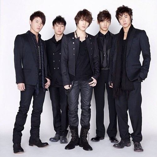 동방신기의 곡을 듣는다‼
听东方神起的曲子‼
Let's listen to music of TVXQ!!
東方神起の曲を聴こう‼
@cjjyy5myy3 @starrinnnnn @tivkxiq