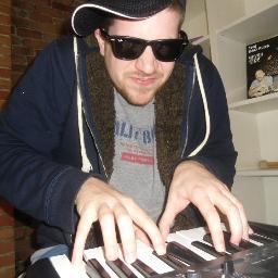 NYC based pianist /keyboardist /producer /composer
tube:http://t.co/nzfUv6wlkC http://t.co/cNrvJTpKBo