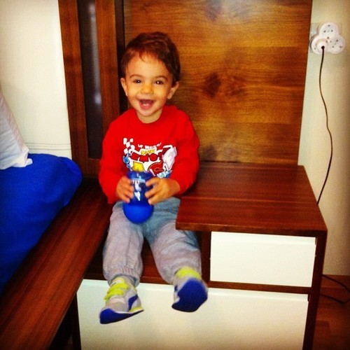 jarleneyqu5194's profile picture. That amazing moment when Niall accidentally tags you in a tweet instead of the real Louis.. That parody account is so effing lucky