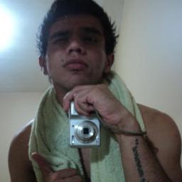 Não Sou Antipático, Só acho que não tenho a obrigação de sorrir pra qualquer idiota que Vejo!