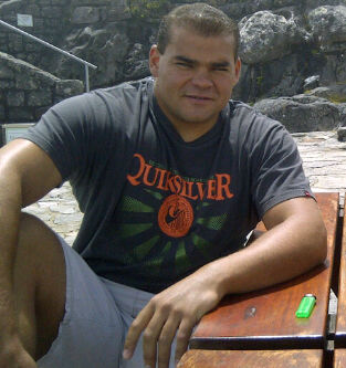 Louw2Louw's profile picture. 