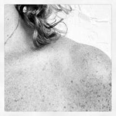 valeria_verah's profile picture. life is an open door.