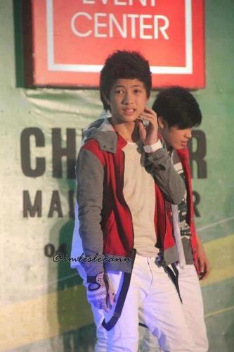 e_ranzyboo's profile picture. 