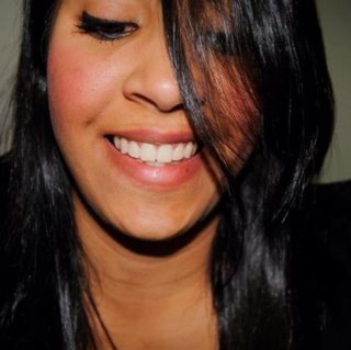 Eu sou o sorriso escancarado.