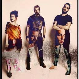 LocuraParawhore's profile picture. Paramore is my favorite band. I'm Parawhore.