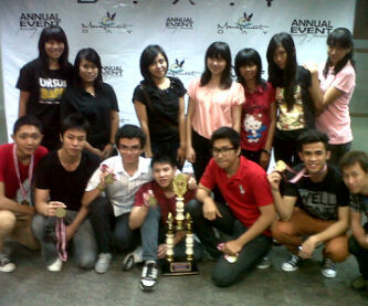 Semua akan indah pd waktunya.. [Just waiting and keep pray (´ʃƪ`)]