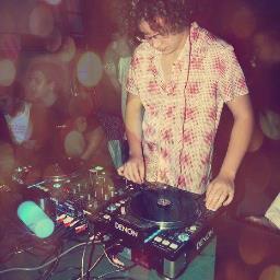 rafalmaciejski's profile picture. 18 year old DJ/Producent
https://t.co/pmXczDoaig