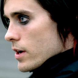 I'm addicted to @30SECONDSTOMARS @LinkinPark @PapaRoach  @Deftones @GreenDay  @MyChemicalRomance @AntoineBecks