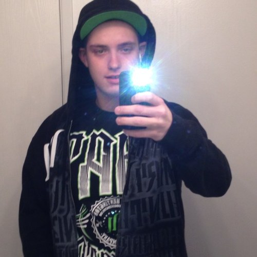 JLkennard420's profile picture. 