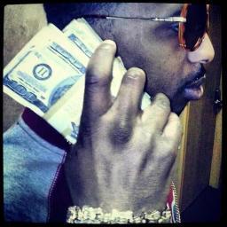 Am a Artist not a Rapper #LameGang Hoe!!! @Doefiend @GreenTeam GT-LANDLORD