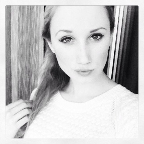 AnyaTigerlili's profile picture. Если Света не светит,Катя не катит,Люба не любит.Всегда есть Аня. А Аня всегда молодец ;D