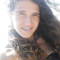as pessoas podem fazer eu cair mas nao adianta eu me levantarei dai sim é melhor voce sumir antes que eu te encontre