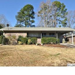 I am a house for sale in or around Birmingham, AL. I may be your house. Maybe you want me to be your house. Get to know me. Follow me. Let's be friends.