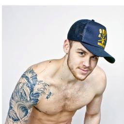 toff59260's profile picture. 