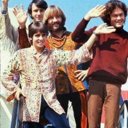 Linking all references to 60's Rock, Folk, Hollywood, Vaudeville & everything you ever wanted to know about the epicenter of American 20th Century culture.