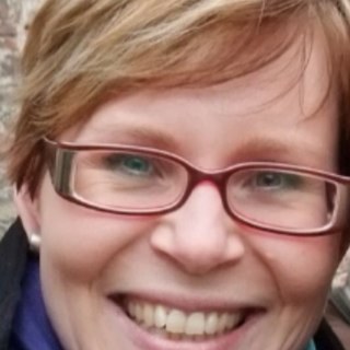 LisetteBooij's profile picture. BooijPuntCom: maakt een punt van communicatie.
Communicatie & Advies, specialisatie binnenvaart.
En chocola helpt altijd! (natuurlijk)