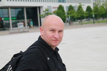 Współwłaściciel SOLDAR s.c., radny Rady Gminy w Ozorkowie.
