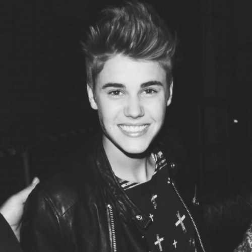 OneDJustinBx's profile picture. I JUST GAVE YOU A FREE FOLLOW NOW FOLLOW @drewsmywonder she'll follow back straight away. IM CHECKING