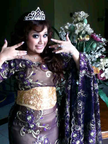 Make Up Artis&Hair sTyList,,,!!! For Prewedding,Wedding,Wedding Organizer(WO),photoshoot,VC,etc| wechat : rizkavina |  FB : riskagals_0304@yahoo.com