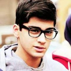 ZehraAlkzk's profile picture. 