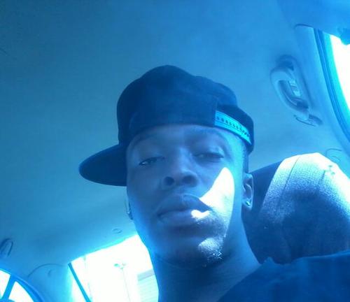 Est. 2-12-91...Livin 4 tha moment cuz 2morro aint neva promised...mite az well turn that follow button blu #252crew; #LoE; #ORR4LYFE; #teamAQUARIUS