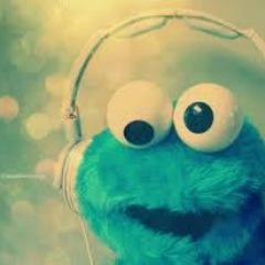 SUIGEME & TE SIGO #FollowbackSeguro.. 
Sigo a quien me sigue...