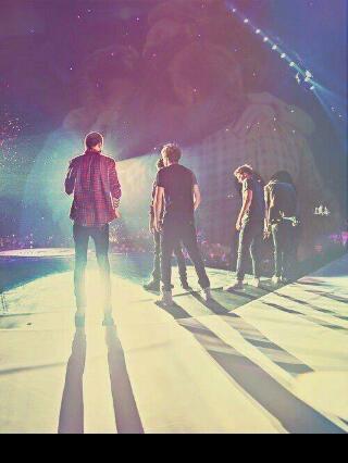 I gave you a free follow so PLEASE follow @zjbeyoncemalik she follows back 100% !:)) Thank you ily ♥