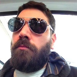 Drupal developer, photographer, footballer, food truck follower, and dad. Customer Success @getpantheon