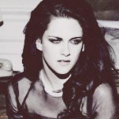 Umas das melhores fonte sobre Kristen Stewart no Brasil. // One of the best source about Kristen Stewart in Brazil.