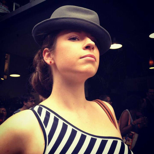 Tea drinking, bacon eating 🐷 UX designer, designing for the people