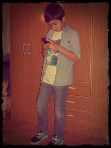 Hola,Soy De Chile, KBoy. Me Busta Andar En Skate, Me Busta Escuchar Musica Con Audifonos, Me Busta El Futbol , Follow Back.Sigueme.xD
ԅ(ˆ⌣ˆԅ).....  :D