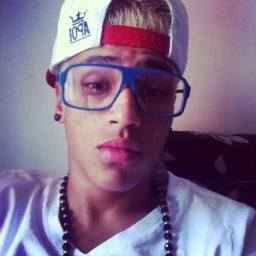06.05.2012 simplesmente apaixonadas pelos @Gabriel92Lucas , @Njr92 s2 !* oficial ;))