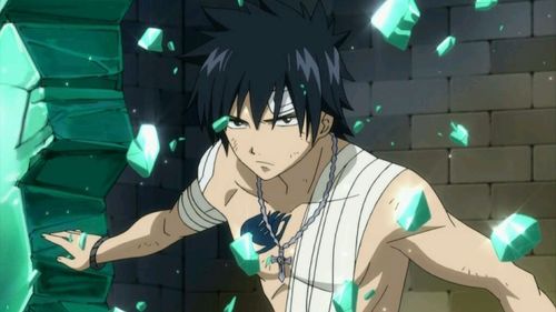 Garoto bipolar,apaixonado,simpatico,ciumento,legal,baka (idiota) ,otaku...