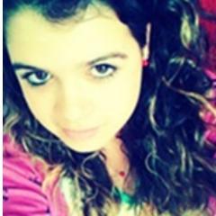 • 'Biografia {?}
Fala sério! Como vou resumir minha
vida aki no twitter?
;P