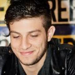´´Que não seja eterno, posto que é chama, mas que seja infinito enquanto dure´´
Donas: @onewishlumic & @ThurMyLiving