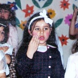 يا رب قلبى اللى بين صوابعك بتقلبه كيف ما تشاء .. يا رب نفسه فى ضحكة صغيرة .. وبعدين يموت ...