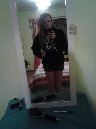 blonde4life_Jaz's profile picture. you cant deffine a blond #imtheeblonddbbittcchhh