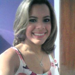 O valor das coisas não está no tempo que elas duram, mas na intensidade com que acontecem.Tenho em mim todos os sonhos do mundo.
