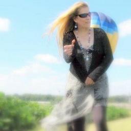 Official - Singer/songwriter & small percussionist for AURA3 - managed/toured w/Monkee, Peter Tork. Talent buyer/agent & Woodland Moth Prod. Events @DADAWS
