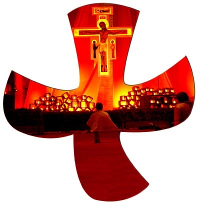 Cristianos de distintas tradiciones orando y cantando al estilo de la comunidad Taizé @taize #Ecumenismo Fijémonos en lo que nos une y no en lo que nos separa.