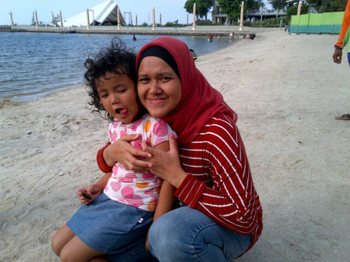 anissaidan's profile picture. Ibu 2 anak. Pengen jd ftm..