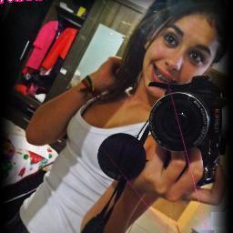Ela é minha moro ? E foi por esse teu geitinho de ser que eu me apaixonei :33 Ty amuuh minha vidinha s2 by : Waguiinho Z.L /@Pleeto_Dela aki