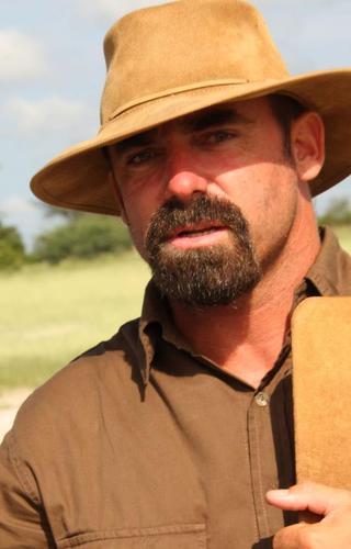 lee_gutteridge's profile picture. Lee Gutteridge is an experienced, enthusiastic and well known nature guide and trainer, who is also the author and co-author of several field guides.