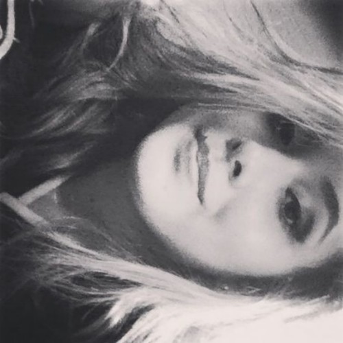http://t.co/OkrwvvuA ,instagram: ferreira_larii