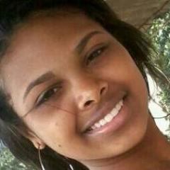 Nuncα deixe que α sαudαde do pαssαdo
e o medo do futuro estrαguem α belezα
de hoje, pois hα diαs que vαlem um
momento, e hα momentos que vαlem por
todα α vidα