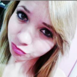 Sempre precisei de um pouco de atenção, acho que não sei quem sou só sei do que não gosto..  ♪