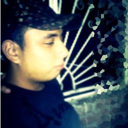experto productor de musica electronica y futuro exitoso dj de todo mexico ;) 3