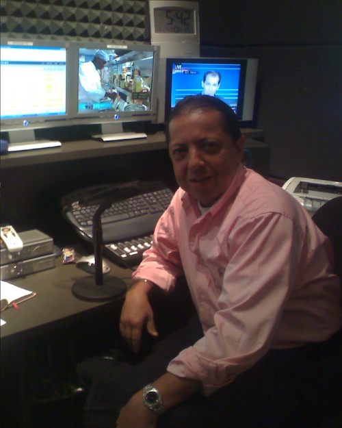 Director de Noticias en algunas cadenas de EEUU, Caracol, Radio Unica , Noticias 1380 am NY, RCN Miami  actualmente para la cadena Almavision Radio y Television