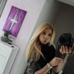 Paola, 16, Bulgarian, live in London. Love cats, chocolate and Justin Bieber x