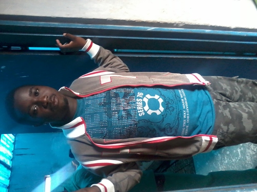 i am tht kind of guy you dont want to miss in your life I am the man yeah